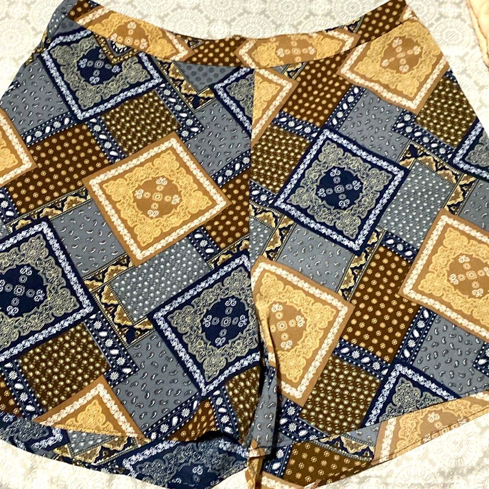Pattern Silky Shorts